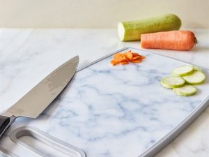 MARBLE LOOK OVAL CUTTING BOARD